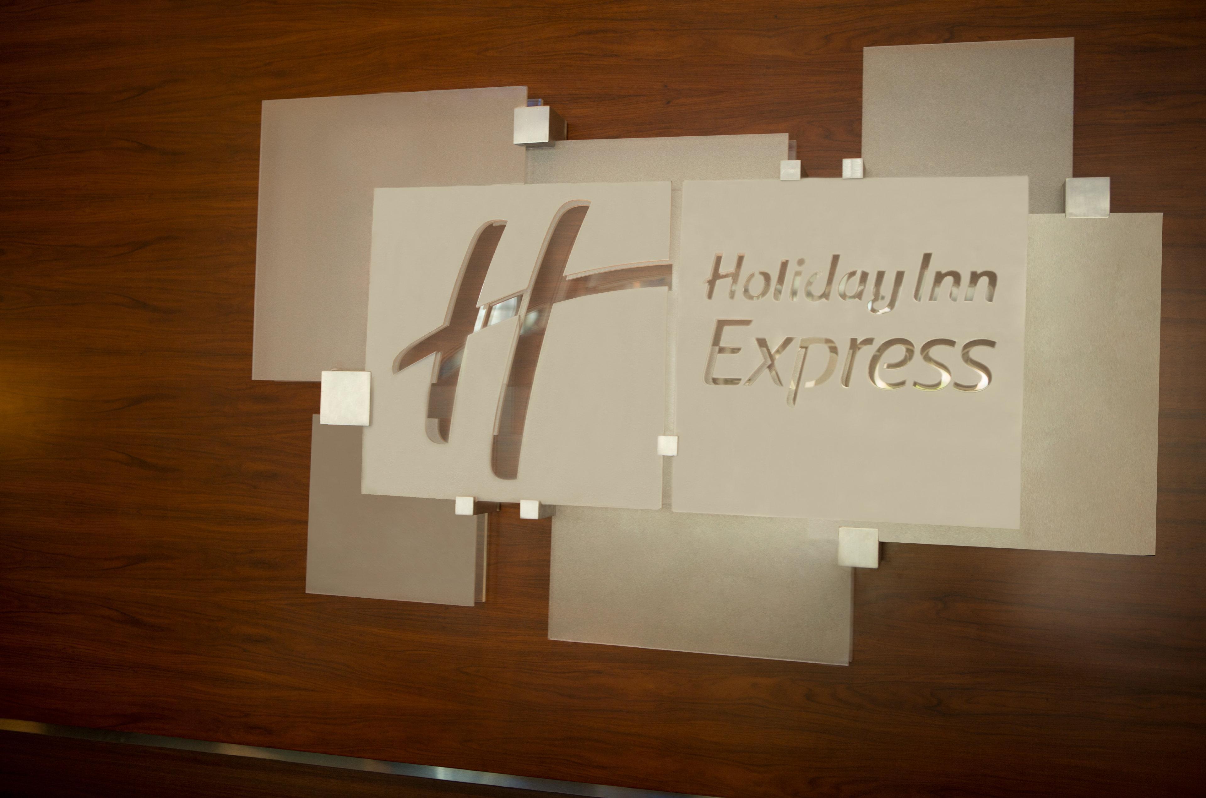 Holiday Inn Express Jakarta International Expo By Ihg Dış mekan fotoğraf