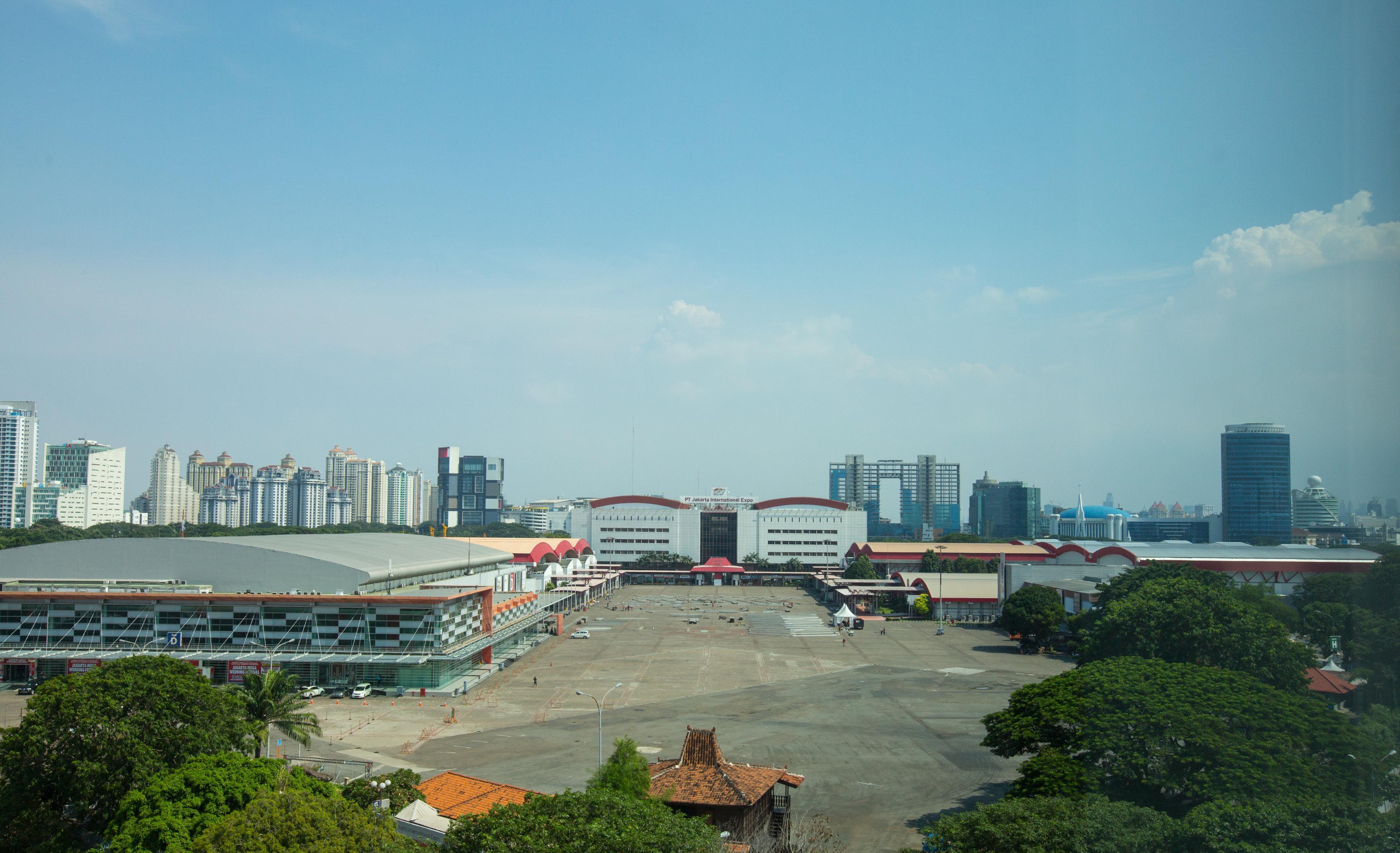 Holiday Inn Express Jakarta International Expo By Ihg Dış mekan fotoğraf