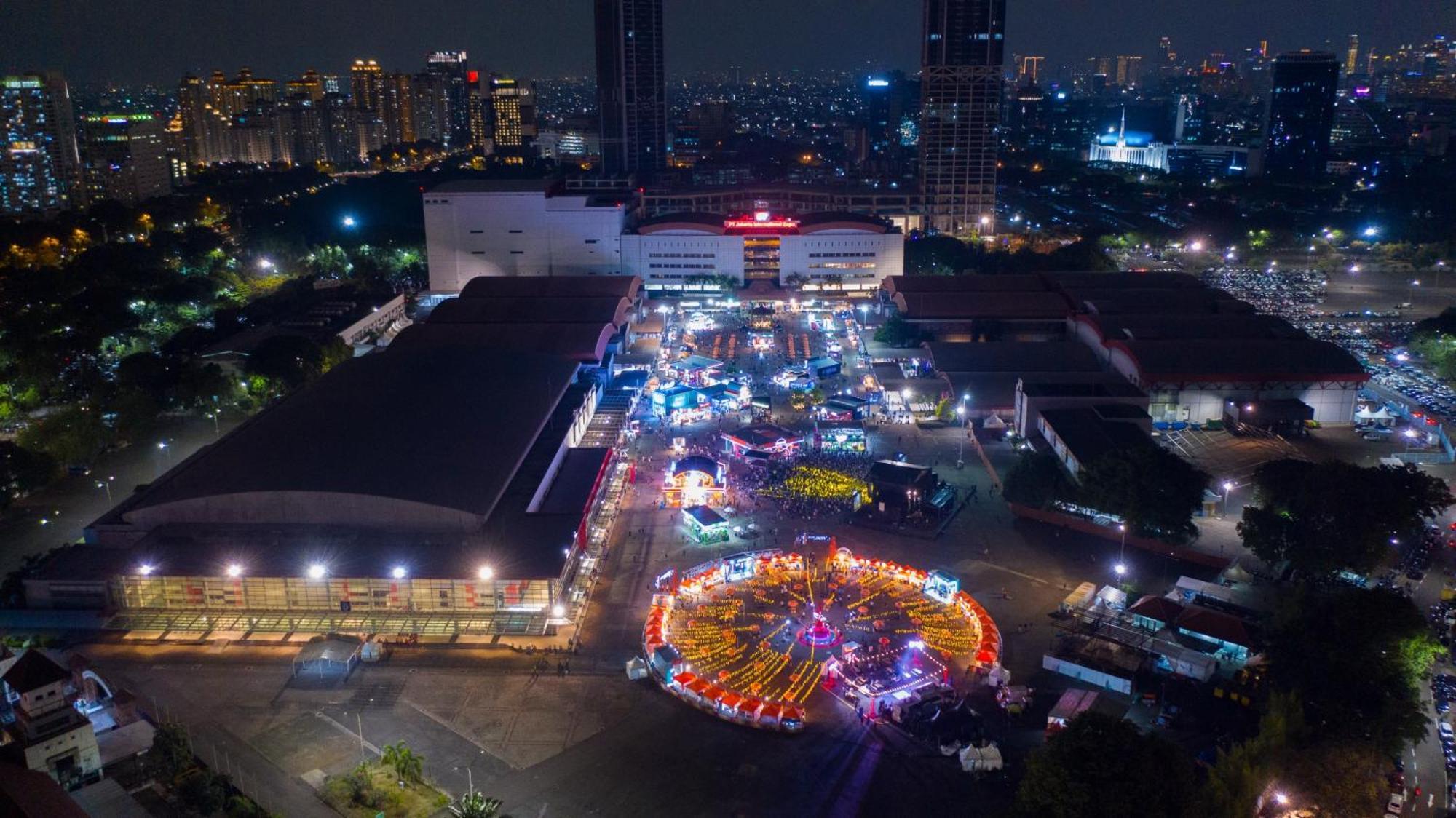 Holiday Inn Express Jakarta International Expo By Ihg Dış mekan fotoğraf